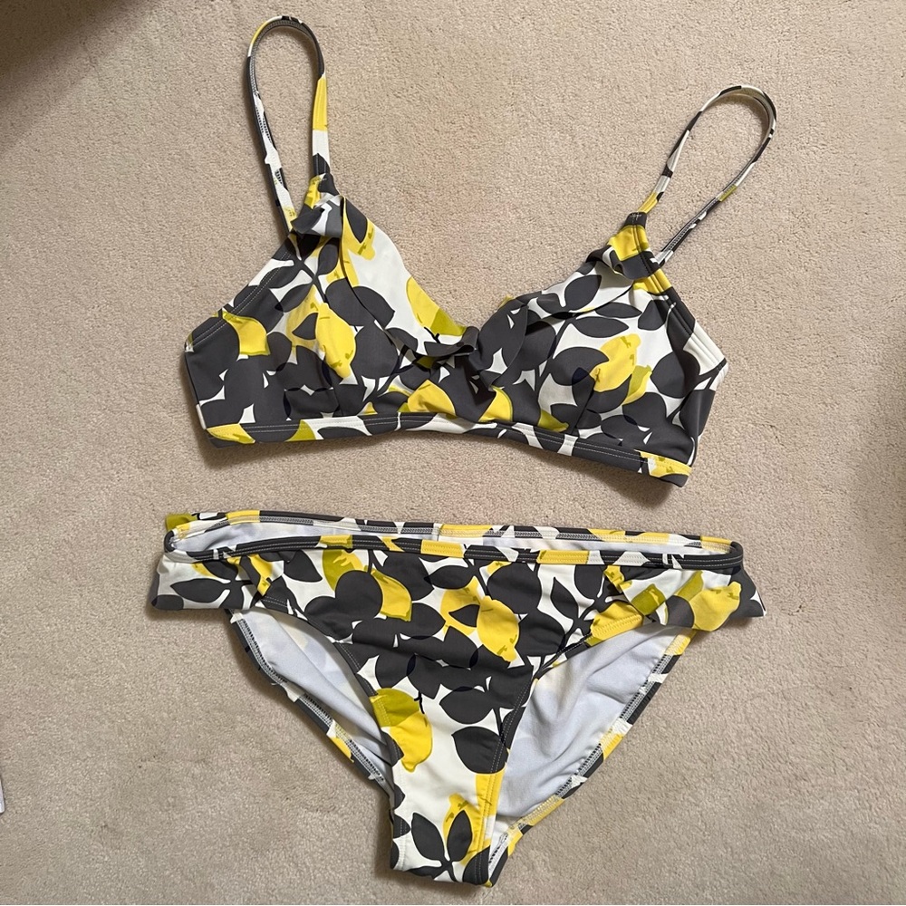 NWOT Boden Trapani bikini top and bottom lemon print - Picture 2 of 6